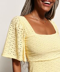 Vestido-de-Laise-Feminino-Curto-com-Lastex-Manga-Curta-Ampla-Amarelo-Claro-9959763-Amarelo_Claro_4