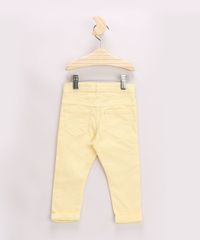 Calca-de-Sarja-Infantil-Skinny-com-Bolsos-Amarelo-Claro-8379225-Amarelo_Claro_2