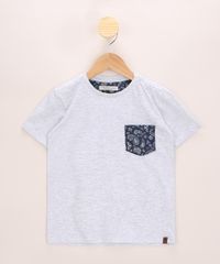 Camiseta-Infantil-com-Bolso-Estampado-Paisley-Manga-Curta-Gola-Careca-Cinza-Mescla-Claro-9968701-Cinza_Mescla_Claro_1