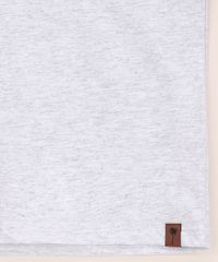 Camiseta-Infantil-com-Bolso-Estampado-Paisley-Manga-Curta-Gola-Careca-Cinza-Mescla-Claro-9968701-Cinza_Mescla_Claro_4