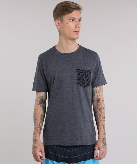 Camiseta-com-Bolso-Estampado-de-Coqueiros-Cinza-Mescla-Escuro-8788289-Cinza_Mescla_Escuro_1