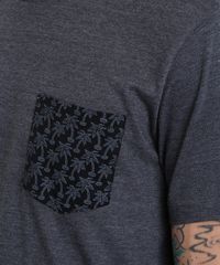 Camiseta-com-Bolso-Estampado-de-Coqueiros-Cinza-Mescla-Escuro-8788297-Cinza_Mescla_Escuro_4