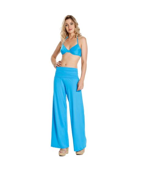 calça pantalona para praia