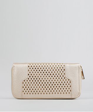 Carteira-Metalizada-com-Laser-Cut-Dourada-8439321-Dourado_1