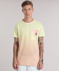 Camiseta-Flame-Degrade-com-Bolso-Estampado-de-Coqueiro-Amarela-8837718-Amarelo_1