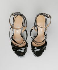 Sandalia-com-Tiras-Vizzano-em-Verniz-Preta-8953169-Preto_4