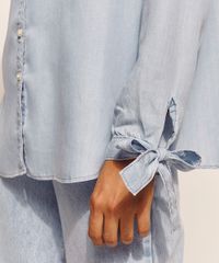 Camisa-Jeans-Feminina-EMI-Beachwear-Manga-Longa-Com-Amarracao-Azul-Claro-9970572-Azul_Claro_5