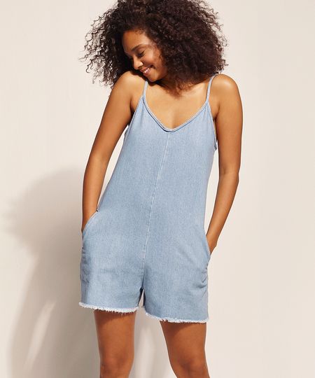 Macaquinho-Jeans-Feminino-EMI-Beachwear-com-Alca-Fina-Decote-V-e-Barra-Desfiada-Azul-Claro-9970318-Azul_Claro_1 Macaquinho-Jeans-Feminino-EMI-Beachwear-com-Alca-Fina-Decote-V-e-Barra-Desfiada-Azul-Claro-9970318-Azul_Claro_1