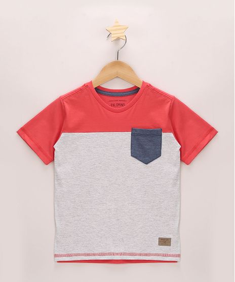 Camiseta-Infantil-com-Recortes-Contrastante-e-Bolso-Manga-Curta-Gola-Careca-Vermelha-9970806-Vermelho_1