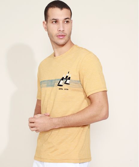 Camiseta-Masculina-Barco-com-Faixa-Manga-Curta-Gola-Careca-Amarela-9970183-Amarelo_1