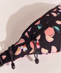 Pochete-Feminina-Feline-Estampada-Frutas-Preta-9970940-Preto_6