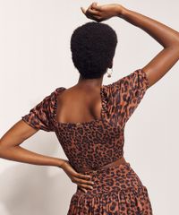 Blusa-Feminina-Hype-Beachwear-Cropped-Estampada-Animal-Print-Onca-Manga-Bufante-Decote-Reto-Caramelo-9962540-Caramelo_2