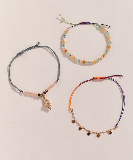 Kit-de-3-Tres-Pulseiras-Femininas-Hype-Beachwear-Concha-e-Micangas-Multicor-9960270-Multicor_1 Kit-de-3-Tres-Pulseiras-Femininas-Hype-Beachwear-Concha-e-Micangas-Multicor-9960270-Multicor_1