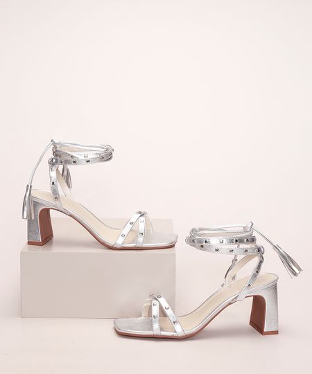 Sandalia-Feminina-Oneself-Salto-Reto-Medio-com-Amarracao-e-Tachas-Prateada-9973726-Prateada_1 Sandalia-Feminina-Oneself-Salto-Reto-Medio-com-Amarracao-e-Tachas-Prateada-9973726-Prateada_1