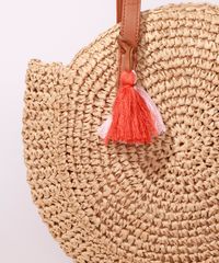 Bolsa-de-Ombro-Feminina-em-Palha-Redonda-Grande-com-Alca-e-Tassel-Bege-Claro-9957956-Bege_Claro_5