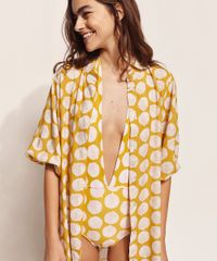 Vestido-Chemise-Feminino-Ostra-Brasil-Curto-Estampado-Conchas-Manga-Bufante-Mostarda-9963007-Mostarda_4