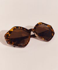 Oculos-de-Sol-Oval-Feminino-Ostra-Brasil-Tartaruga-9966385-Tartaruga_3