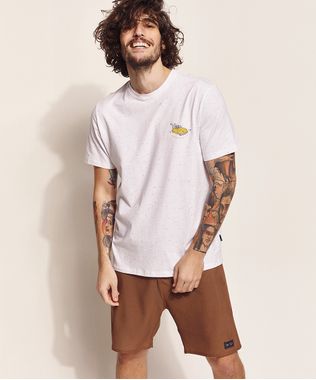 Camiseta-Masculina-Birden-Tal-Pai-Tal-Filho-Carro--Tropical-Paradise--Manga-Curta-Gola-Careca-Off-White-9970452-Off_White_1