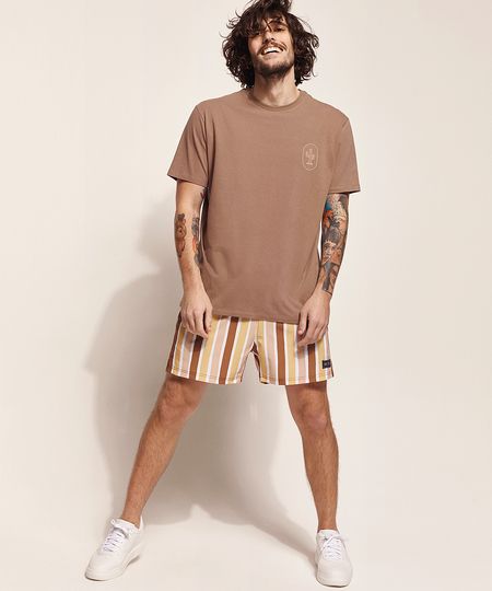 Camiseta-Masculina-Birden-Tal-Pai-Tal-Filho--Bom-Voyale-Club--Manga-Curta-Gola-Careca-Marrom-9970429-Marrom_1 Camiseta-Masculina-Birden-Tal-Pai-Tal-Filho--Bom-Voyale-Club--Manga-Curta-Gola-Careca-Marrom-9970429-Marrom_1