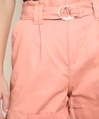 Short Sarja Clochard com Cinto Rosa vista frontal