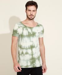 Camiseta-Masculina-Slim-Estampada-Tie-Dye-Manga-Curta-Gola-Canoa-Verde-9965509-Verde_1