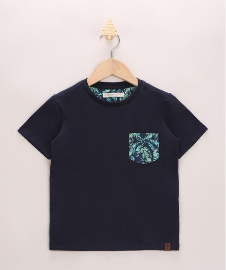 Camiseta-Infantil-com-Bolso-Estampado-de-Folhagem-Manga-Curta-Azul-Marinho-9968706-Azul_Marinho_1