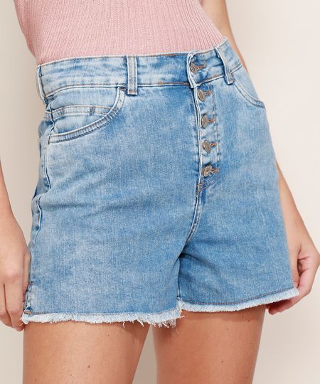 Short-Jeans-Feminino-Hot-Pant-Cintura-Alta-Marmorizado-com-Botoes-e-Barra-Desfiada-Azul-Claro-9971590-Azul_Claro_1