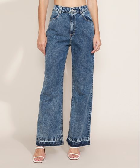Calca-Jeans-Feminina-Wide-Reta-Cintura-Alta-Marmorizada-com-Barra-Desfeita-Azul-Medio-9971893-Azul_Medio_1