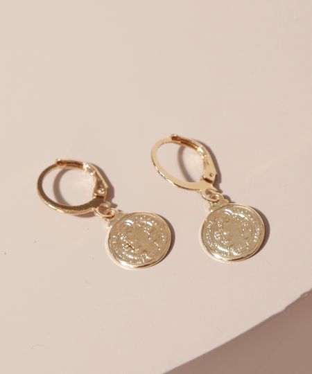 Brinco-Feminino-Argola-com-Medalha-Dourado-9975309-Dourado_1