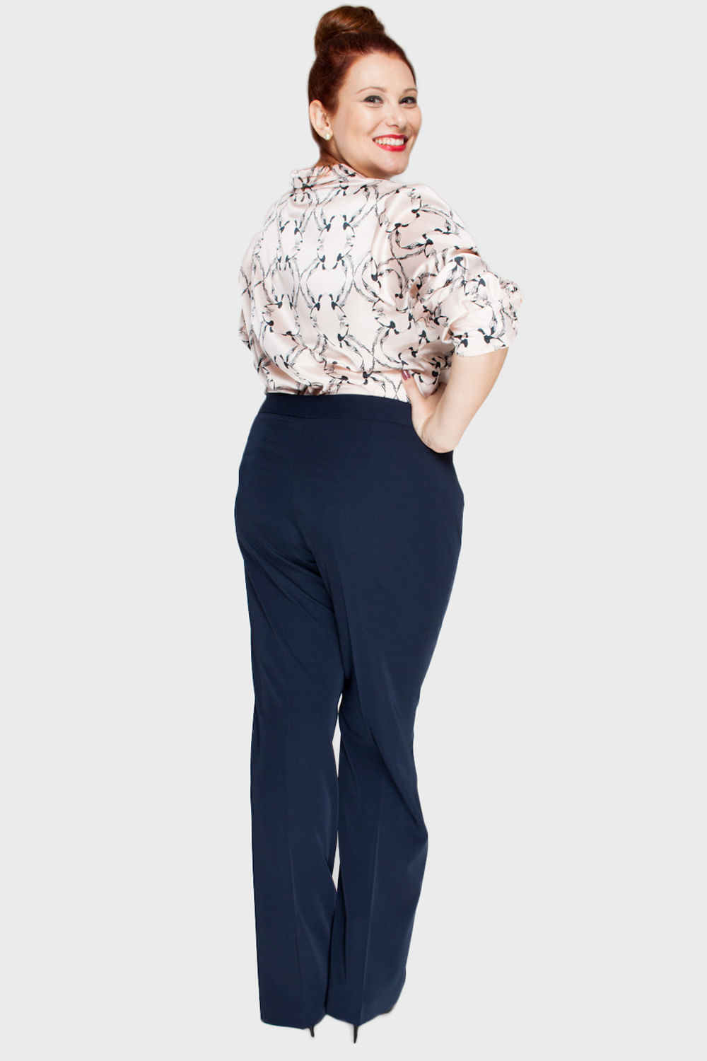 calça social preta feminina plus size