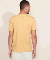 Camiseta-Masculina-Aguia--Stay-Wild--Flocada-Manga-Curta-Gola-Careca-Mostarda-9974485-Mostarda_4