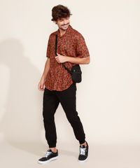 Camisa-Masculina-Estampada-Animal-Print-Onca-Manga-Curta-Gola-Careca-Marrom-9977045-Marrom_3
