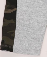 Bermuda-de-Moletom-Infantil-com-Recorte-Camuflado-e-Bolsos-Cinza-Mescla-9965769-Cinza_Mescla_4