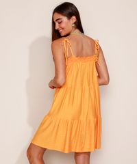 Vestido-Feminino-Curto-Texturizado-com-Recortes-Alca-Fina-com-Laco-Mostarda-9978524-Mostarda_2