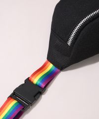 Pochete-Masculina-Pride-com-Alca-Estampada-Arco-Iris-Preta-9946701-Preto_5