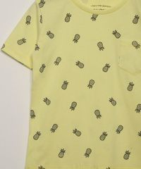 Camiseta-Infantil-Estampado-de-Abacaxis-com-Bolso-Manga-Curta-Amarelo-9970012-Amarelo_4