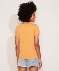 Blusa-Feminina-O-Rei-Leao--Hakuna-Matata--Manga-Curta-Decote-Redondo-Mostarda-9573348-Mostarda_4