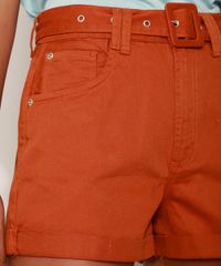 Short-de-Sarja-Feminino-Mom-Cintura-Alta-com-Cinto-Barra-Dobrada-Marrom-9978846-Marrom_4