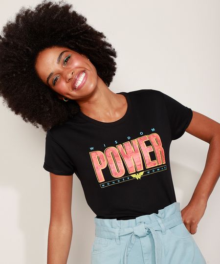 Camiseta-de-Moletinho-Feminina-Mulher-Maravilha-Manga-Curta-Decote-Redondo-Preta-9974097-Preto_1