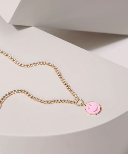Colar-Feminino-com-Pingente-de-Smile-Dourado-9976706-Dourado_1