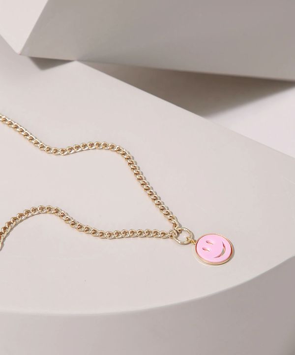 Colar Feminino com Pingente de Smile Dourado Único