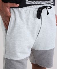 Bermuda-Relaxed-em-Moletom-com-Recorte-Cinza-Mescla-Claro-9049382-Cinza_Mescla_Claro_4