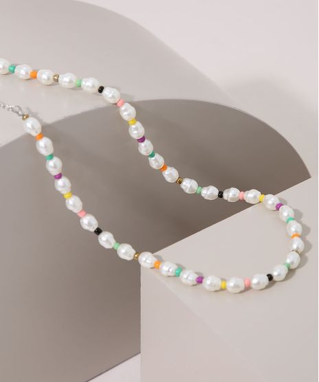 Colar-Feminino-Choker-com-Perolas-e-Micangas-Off-White-9976379-Off_White_1
