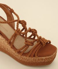 Sandalia-Feminina-Suzana-Santos-Plataforma-com-No-Caramelo-9980791-Caramelo_3