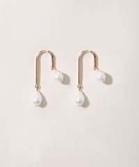 Brinco-Feminino-Com-Pingentes-de-Perola-Dourado-9963594-Dourado_2