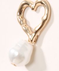 Brinco-Feminino-Coracao-com-Perola-Dourado-9963593-Dourado_3