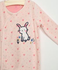 Macacao-Infantil-Estampado-Coracoes-com-Bordado-de-Coelhinho-Manga-Longa-Rosa-Claro-9846824-Rosa_Claro_2