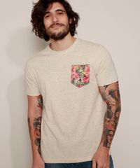 Camiseta-Masculina-com-Bolso-Estampado-Floral-Manga-Curta-Gola-Careca-Bege-Claro-9966713-Bege_Claro_1