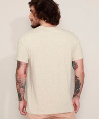 Camiseta-Masculina-com-Bolso-Floral-Manga-Curta-Gola-Careca-Bege-Claro-9970579-Bege_Claro_4
