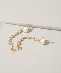 Brinco-Feminino-com-Perola-e-Corrente-Dourado-9976387-Dourado_3